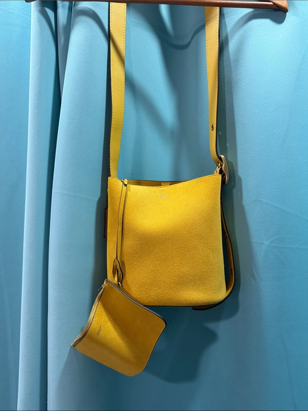 Coach Outlet Bleecker Bucket Bag 21